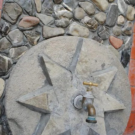 Guest house Vodolei 2*